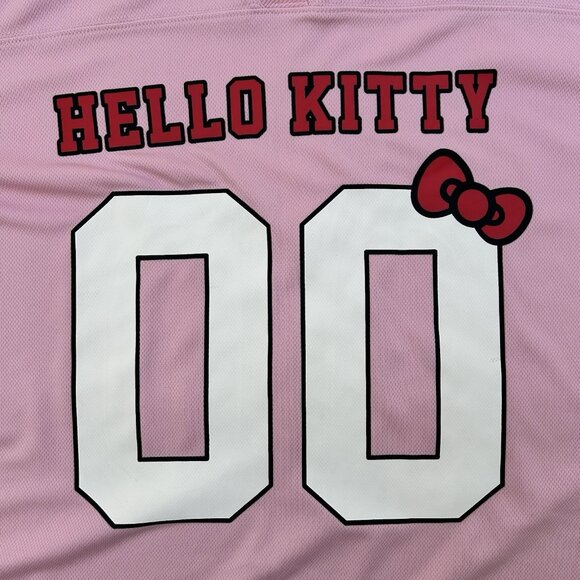 Hello Kitty Sanrio Pink Cropped Jersey Womens Size Medium 7/9 Cute Football - Picture 4 of 6